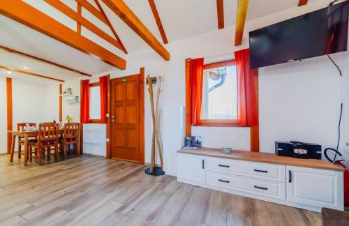 Timber Cottage With Pool - Happy Rentals - Foto 16