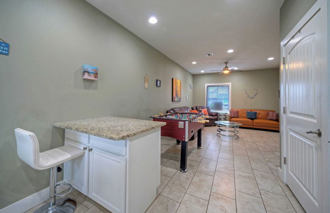 Ridley Retreat Community Pool, Mins to the Beach Corpus Christi + Port A - Foto 4