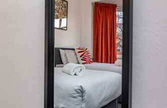 University View-Off-Street Parking-Sleeps 8-Fast WiFi - Foto 26