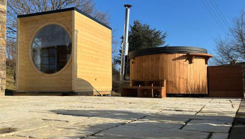 Eifel Landhaus Panoramablick unter der Burg Olbrück mit Sauna Hottub großer Terrasse und Garten Ideal für Familien - Foto 2