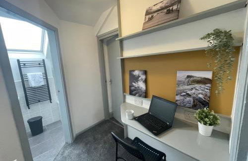 Westm-3 Bdrm 3 bathrooms 1 EnSuite Fab for contractors Free Parking and Wi-Fi - Foto 14