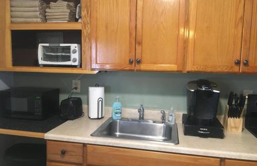 Home Away From Home, Recently Renovated - Foto 11