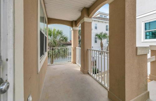 The Spyglass a 5 bed 3 bath house that sleeps 14 and just 67 steps from the beach - Foto 92