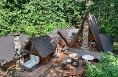 Forrest Lodge Large Private Luxury w Hot Tub - Foto 3