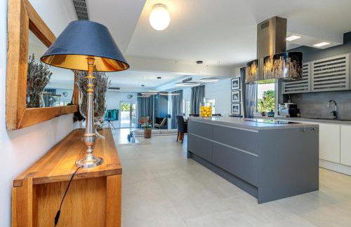 Luxury Villa Valhalla with Private Pool - Foto 14