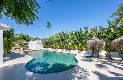 Villa Peman Luxurious Beachside Villa - Foto 11