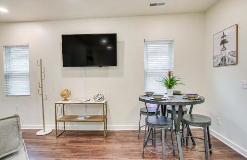 Dog-Friendly Sheboygan Home - 1 Mi to Town! - Foto 2