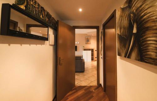 Appartamento Luminoso con Terrazzo, Milano Fiera - Foto 24