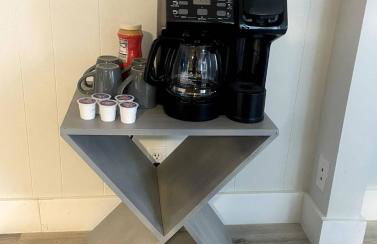 240 Queen Bed, 3 Pools, 80in TV - Foto 13