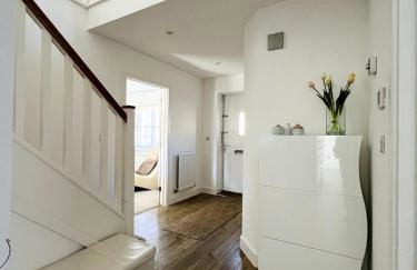 4 Bedroom home with study space - Foto 10
