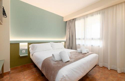 Apartamentos Las Ciencias H - Photo 17