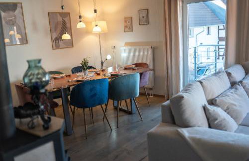 Cozy Apartment Hideaway 170 qm - 5 min zur Autobahn - Self Check-In - Foto 1