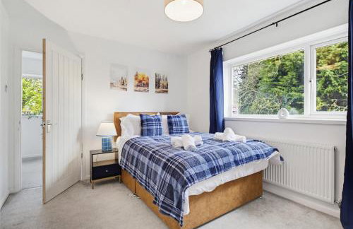Spacious, Comfy, 3 Bed House - Free Parking - Quiet Area - In Shirley, Solihull - Near JLR, NEC, Airport, M42 - Foto 1