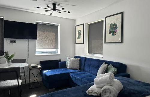 Adam Court Apartments - PE1 - Contractor Friendly - Choice of Studios or 1 Bed Apartments - Free Parking - Sofa Beds - Sky TV - Full Kitchen - Washer Dryer - WiFi - Foto 52