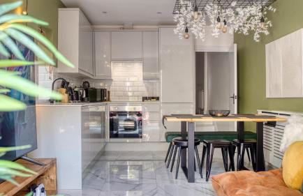 London Hammersmith - hot tub, games, arcade - Foto 12