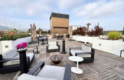 Melrose Luxe Retreat near The Grove - Foto 42