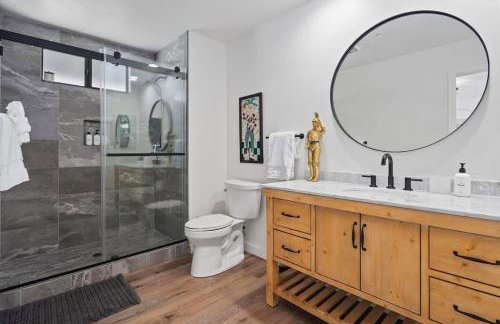 The Raven By The Cohost Company - Foto 26