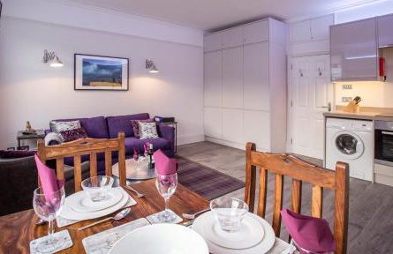 Victoria Violet - Photo 11