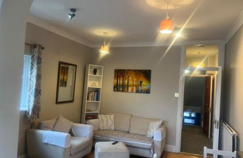 Quiet apartment 1 or 2 bedrooms Local Bus Train Tube - Foto 4