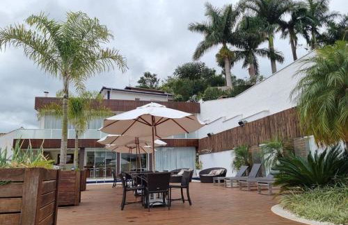 Mansão Casa Blanca em São Roque c/ 5 vagas garagem - Foto 24