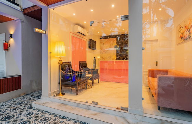 Emperor Ozran by Alaya Stays - Photo 2