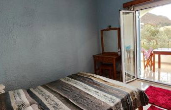 Giannis Gerakios apartments by climbing house - Photo 33