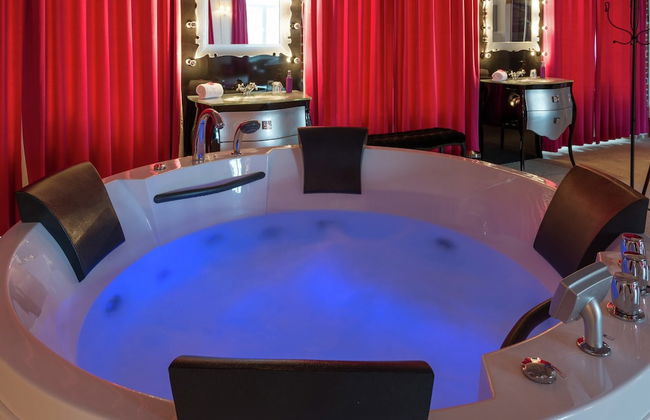 Lush Apartment with Sauna, Hot Tub, Mountain Views in Ensival - Foto 27