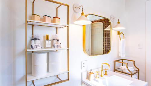 Natchez Charm - Studio, 1 Bath, Full Kitchen, King Bed, 2 Blocks from Mississippi River - Foto 5