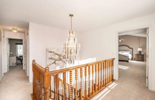 Luxurious Dream Home - For 10 - Photo 23