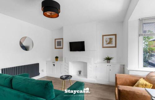 Spacious 2BR Home w Garden 2-Min Walk to Town - Foto 7