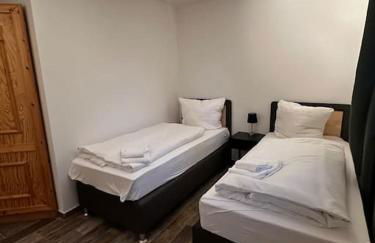 4 Zimmer Apartment, Parkplatz & Garten, Nah A10, Berlin - Foto 12