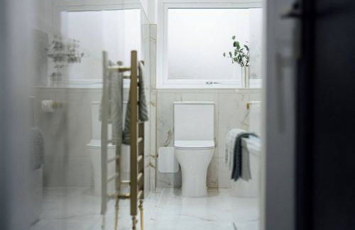 Sea View, 2 Bed Apartment, Central Largs - Foto 35