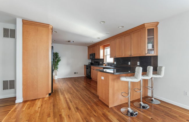 Luxury NY Home with Free Parking - Foto 9