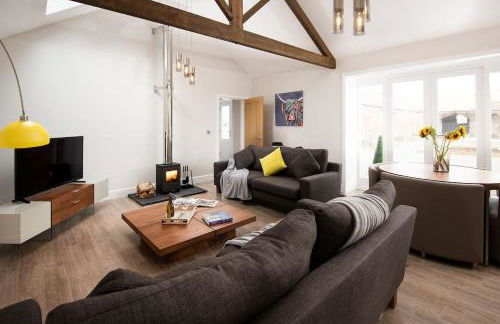 The Stables at West Lyham - Photo 1