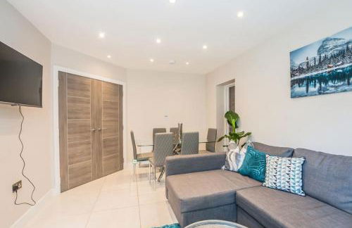 Langston House: 2 Bed, 2 Bath Luxury Apartment - Foto 1