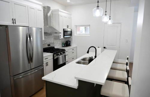 St. Louis Luxury Home 3BR/3.5BA Near Everything - Foto 4