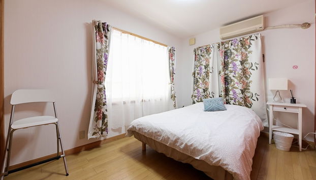 FC House Shinjuku - Foto 2, Habitación