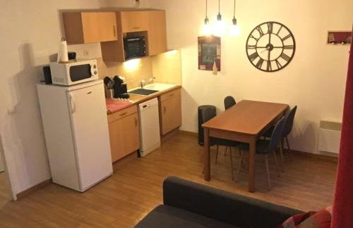 Pied des pistes à Molines en Queyras - Foto 9