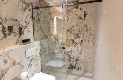 Artorius Duba - Photo 62