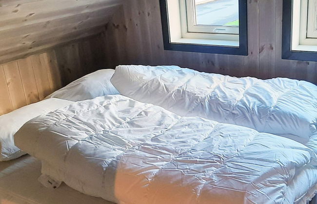 6 Person Holiday Home in Ana-sira - Photo 3