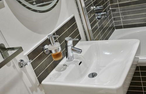 Host & Stay - The Municipal View Abode - Foto 36