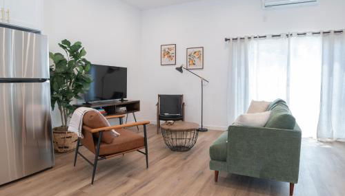 New 2BR Family Home Nr Universal - Foto 1