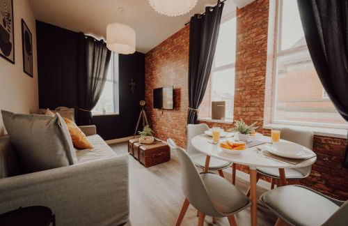 Elegant City Apartment-Sleeps 4-Sofa Bed- Free Parking - Foto 13