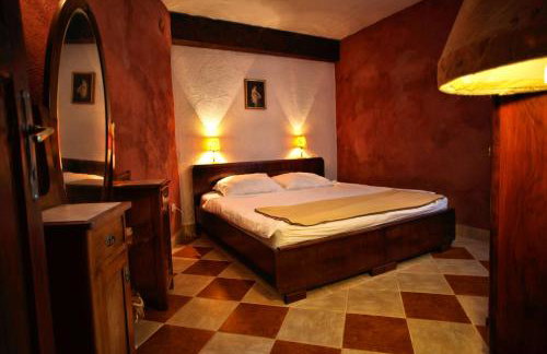 Tvrdic Honey - Photo 23