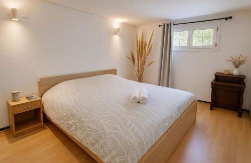 Le jardinet d'Emma - Jacuzzi & Jardin à Arles Calme Parking Gratuit RDC - Foto 7