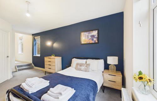 Stylish 6 Bed Apartment - Ideal for Contractors, Health Care workers - Peterborough - Foto 1