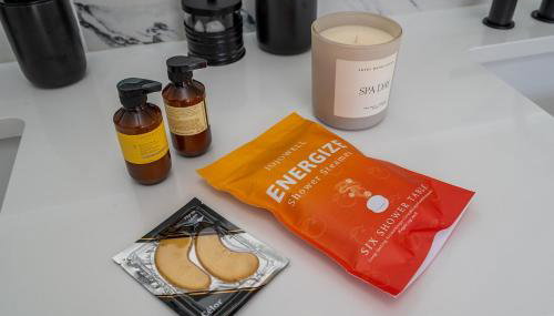 Phenomenal King, Air, Rooftop Deck, Walk to Beach - Foto 4