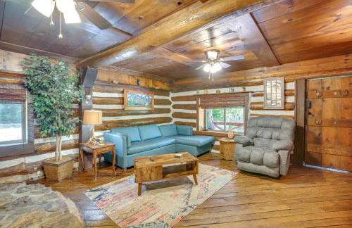 French Lick Getaway with Deck, Grill and Fire Pit! - Foto 4