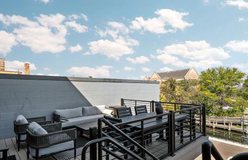 Luxury TC Loft: Historic Condo! - Foto 64