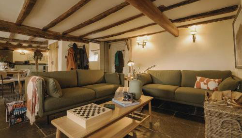 Stylish Country Cottage Nr Ambleside by LetMeStay - Foto 1